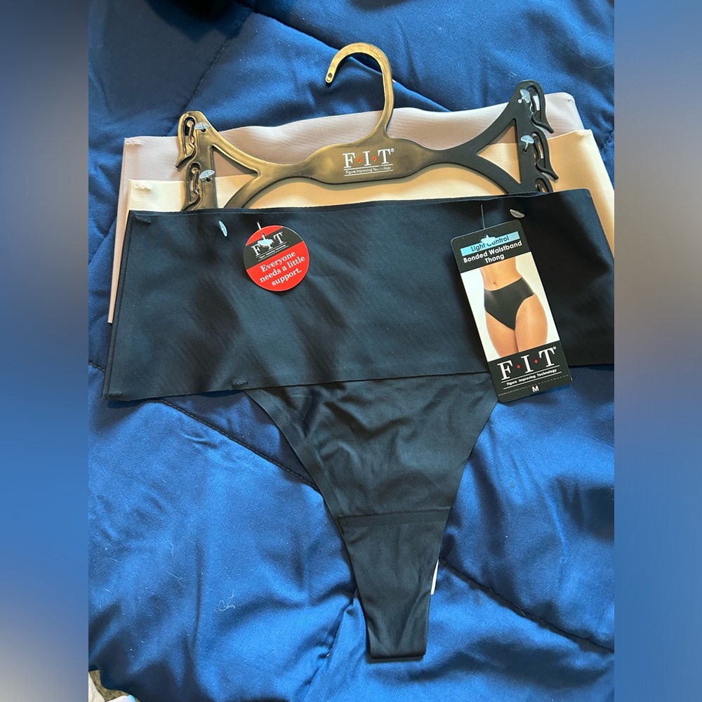 F I T • 3 Light Control Bonded Waistband Thong • Medium •